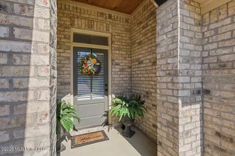Entry Way - 244 Hemingway Cir, Canton, MS 39046 photo 1 of 5