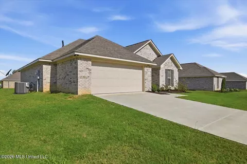 Exterior - 244 Hemingway Cir, Canton, MS 39046 photo 3 of 6