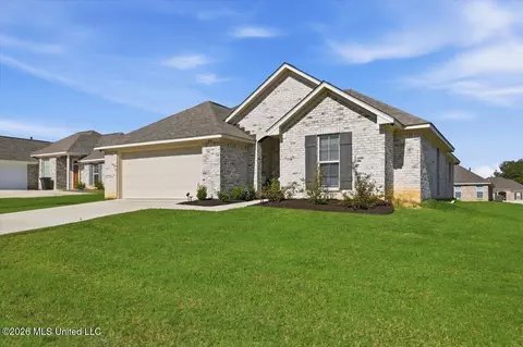 Exterior - 244 Hemingway Cir, Canton, MS 39046 photo 2 of 6