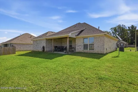 Exterior - 244 Hemingway Cir, Canton, MS 39046 photo 5 of 6