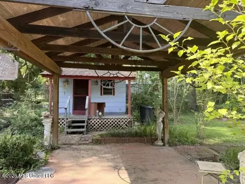 Exterior - 819 Meadow Ln, Byram, MS 39272 photo 3 of 18