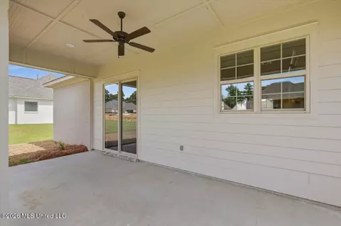 Exterior - 203 Benners Ln, Madison, MS 39110 photo 6 of 10