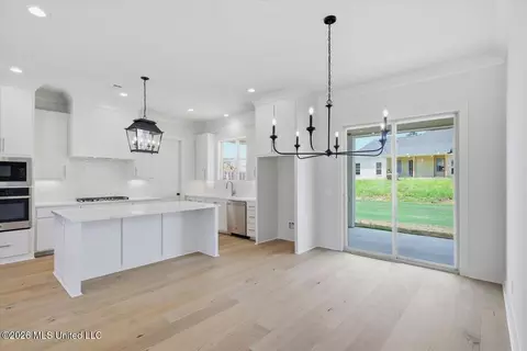 Dining - 203 Benners Ln, Madison, MS 39110 photo 1 of 1