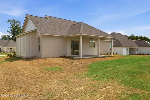 Exterior - 203 Benners Ln, Madison, MS 39110 photo 10 of 10