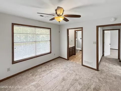 Bedroom - 7632 Holly Springs Rd, Hernando, MS 38632 photo 3 of 4