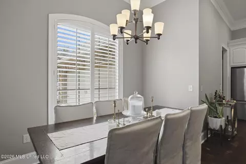 Dining - 120 Provonce Park, Brandon, MS 39042 photo 1 of 1