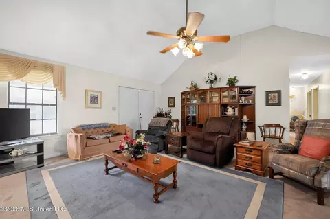 6077 N Mcraven Rd, Jackson, MS 39209 photo 8