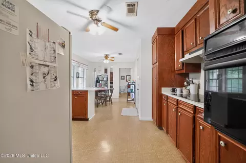 6077 N Mcraven Rd, Jackson, MS 39209 photo 22
