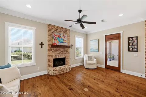 Living - 104 Camden Trl, Madison, MS 39110 photo 4 of 5