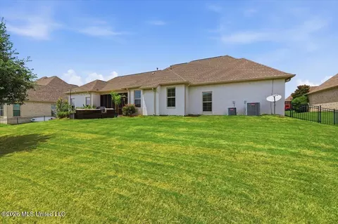 Exterior - 104 Camden Trl, Madison, MS 39110 photo 8 of 9