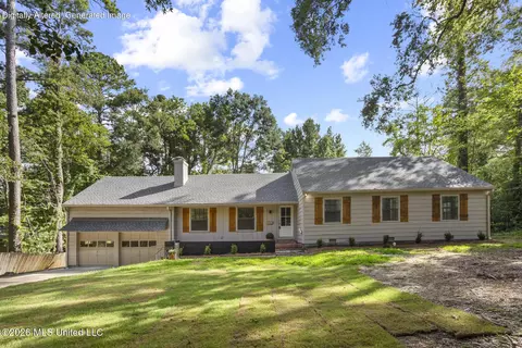 1112 Meadowbrook Rd, Jackson, MS 39206 photo 1