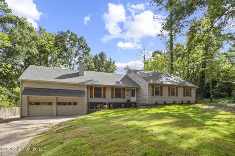 1112 Meadowbrook Rd, Jackson, MS 39206 photo 2