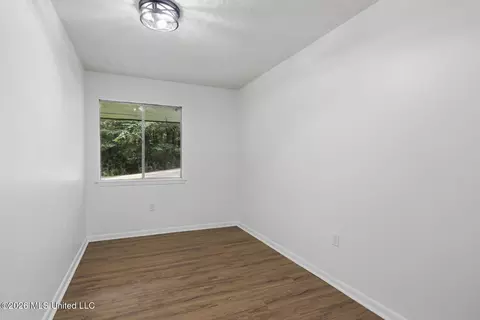 Bedroom - 106 Pine Ridge Rd, Florence, MS 39073 photo 2 of 5