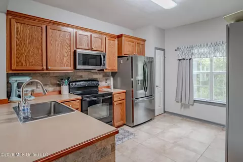 Kitchen - 21645 E Ridge Dr, Saucier, MS 39574 photo 2 of 2