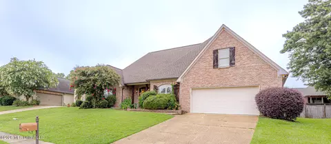 Exterior - 111 Hallmark Pl, Madison, MS 39110 photo 2 of 7