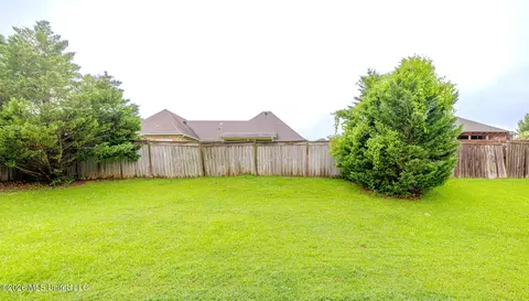 Exterior - 111 Hallmark Pl, Madison, MS 39110 photo 6 of 7