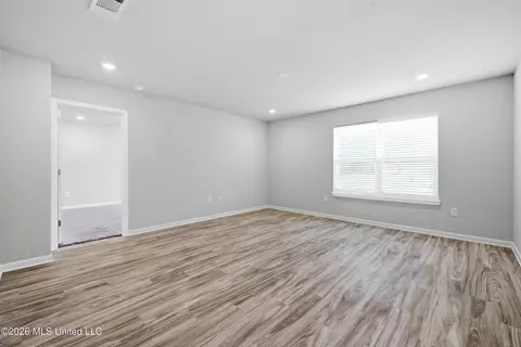 Living - 1006 Enclave Cir, Long Beach, MS 39560 photo 3 of 4