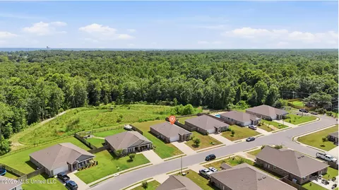 View/Area - 1006 Enclave Cir, Long Beach, MS 39560 photo 6 of 9