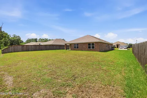 Exterior - 1006 Enclave Cir, Long Beach, MS 39560 photo 6 of 7