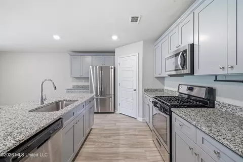 Kitchen - 1006 Enclave Cir, Long Beach, MS 39560 photo 1 of 1