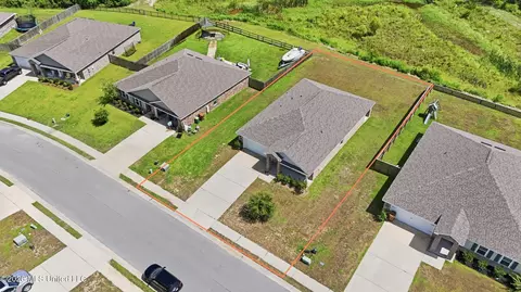 View/Area - 1006 Enclave Cir, Long Beach, MS 39560 photo 4 of 9