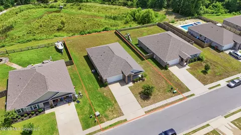 View/Area - 1006 Enclave Cir, Long Beach, MS 39560 photo 3 of 9