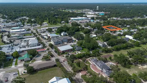 View/Area - 200 E Second St, Long Beach, MS 39560 photo 4 of 11