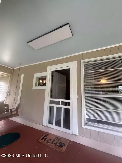 Exterior - 1047 Pearl Valley Rd, Wesson, MS 39191 photo 4 of 15