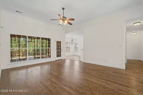 Living - 625 Fallbrook Cv, Hernando, MS 38632 photo 1 of 3