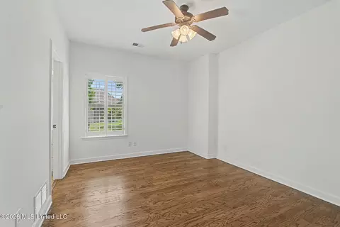 Bedroom - 625 Fallbrook Cv, Hernando, MS 38632 photo 1 of 3