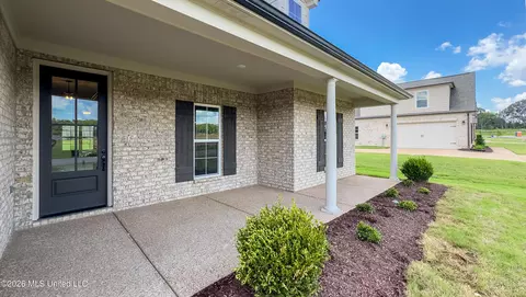 Exterior - 7671 John Elliott Ln, Hernando, MS 38632 photo 3 of 6