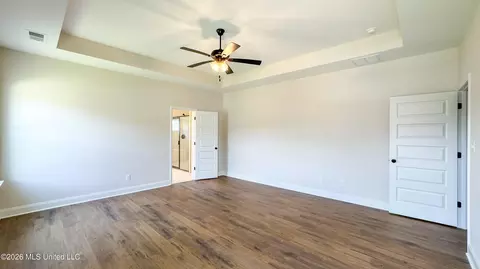 Bedroom - 7671 John Elliott Ln, Hernando, MS 38632 photo 2 of 7