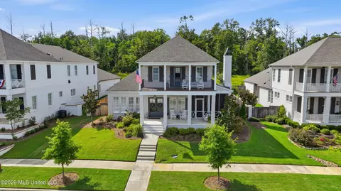 Exterior - 124 N Natchez Dr, Madison, MS 39110 photo 14 of 17