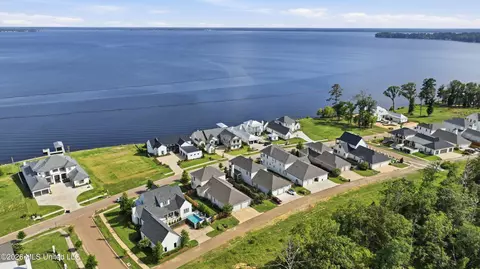 View/Area - 124 N Natchez Dr, Madison, MS 39110 photo 9 of 12
