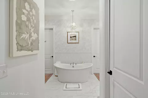 Entry Way - 124 N Natchez Dr, Madison, MS 39110 photo 2 of 5