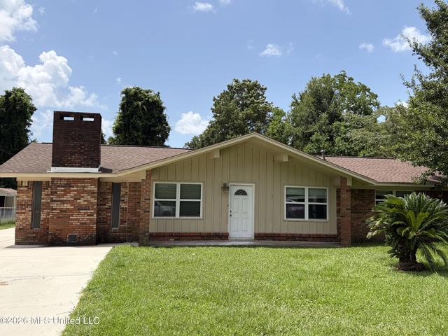 2191 Floyd Dr, Biloxi, MS 39531