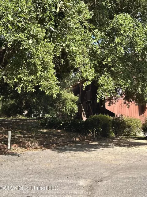 230 Lakeside Villa #E, Diamondhead, MS 39525 photo 2