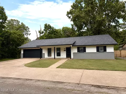 1351 Raymond Rd, Jackson, MS 39204 photo 1