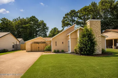 8645 Woodbine Dr, Southaven, MS 38671