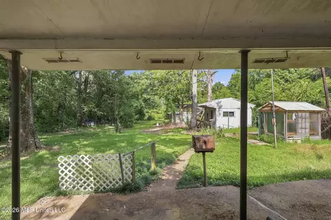 Exterior - 3887 Forest Hill Rd, Jackson, MS 39212 photo 5 of 10
