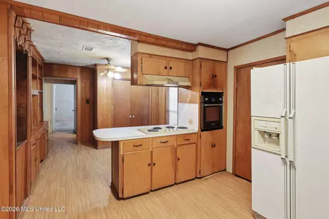 Kitchen - 3887 Forest Hill Rd, Jackson, MS 39212 photo 2 of 2