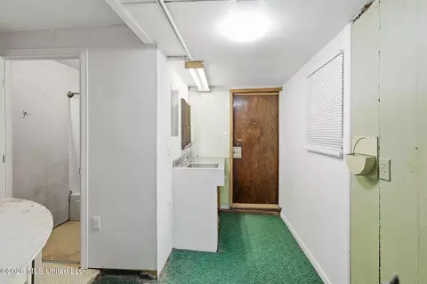 Bath - 3887 Forest Hill Rd, Jackson, MS 39212 photo 1 of 2