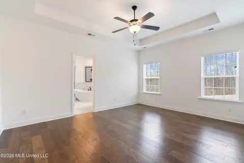 Entry Way - 711 Beckett Cv, Hernando, MS 38632 photo 3 of 3