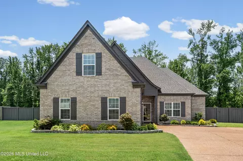 Exterior - 711 Beckett Cv, Hernando, MS 38632 photo 3 of 6
