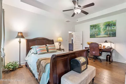 Bedroom - 711 Beckett Cv, Hernando, MS 38632 photo 2 of 8