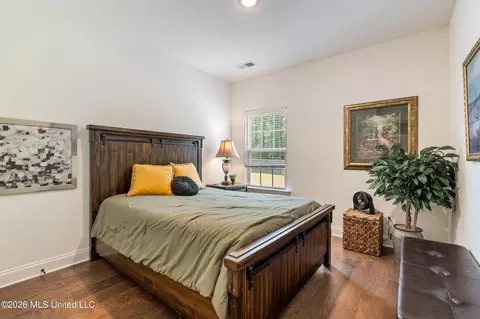 Bedroom - 711 Beckett Cv, Hernando, MS 38632 photo 3 of 8