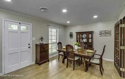 Dining - 245 Mackey Dr, Madison, MS 39110 photo 1 of 6