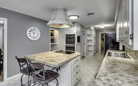 Kitchen - 245 Mackey Dr, Madison, MS 39110 photo 2 of 4