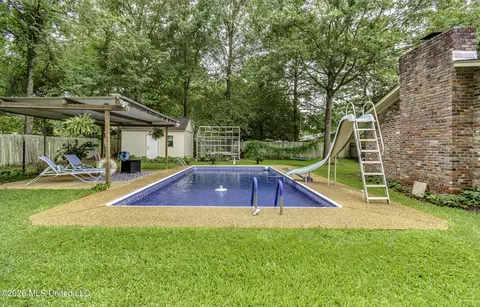 Exterior - 245 Mackey Dr, Madison, MS 39110 photo 7 of 14