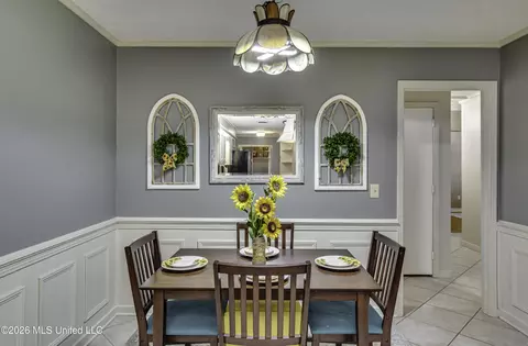 Dining - 245 Mackey Dr, Madison, MS 39110 photo 6 of 6